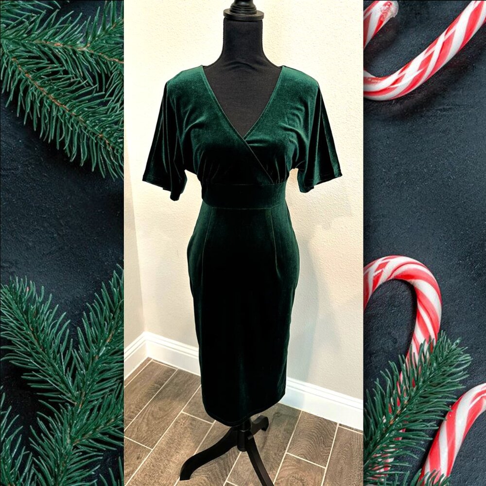 GownTown 1950s Style Butterfly Sleeve Velvet Pencil Dress